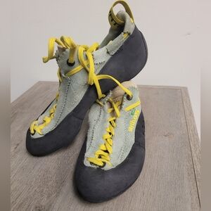 La Sportiva Mythos Eco Women's Climbing Shoes 6.5